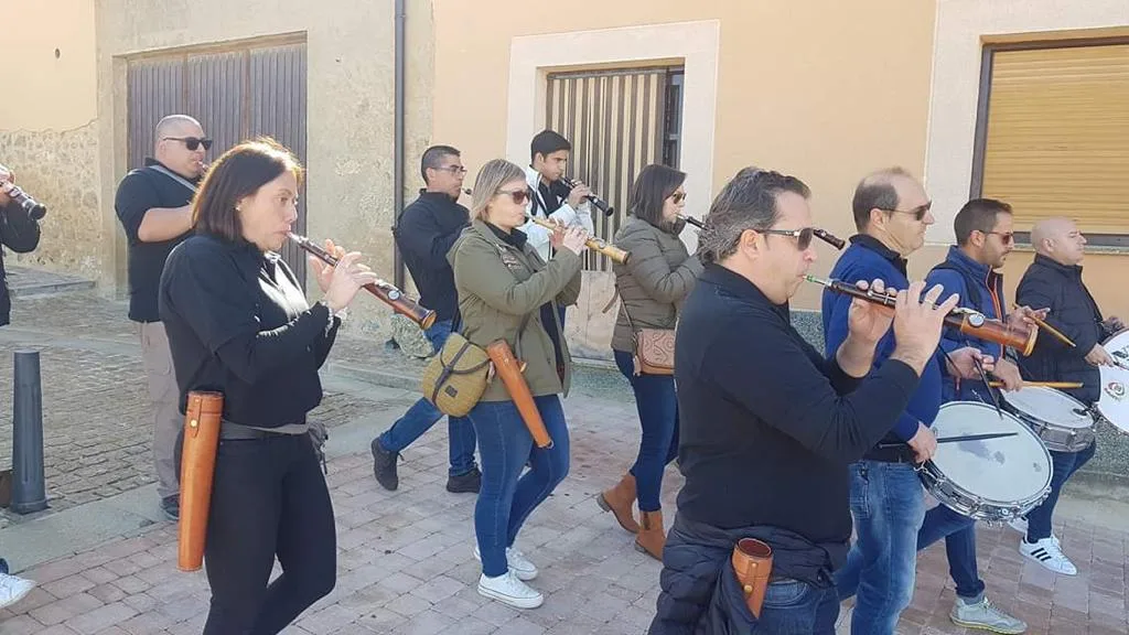 Escuela de dulzaina y tambor de San Esteban de Gormaz. Foto cedida por Tomás del Amo